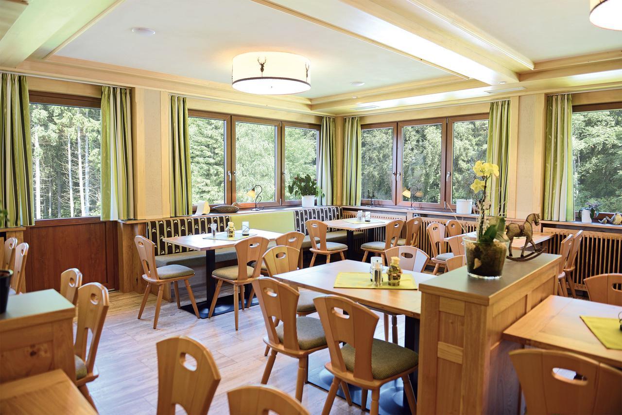 Landgasthof Sonne Алпирсбах Екстериор снимка